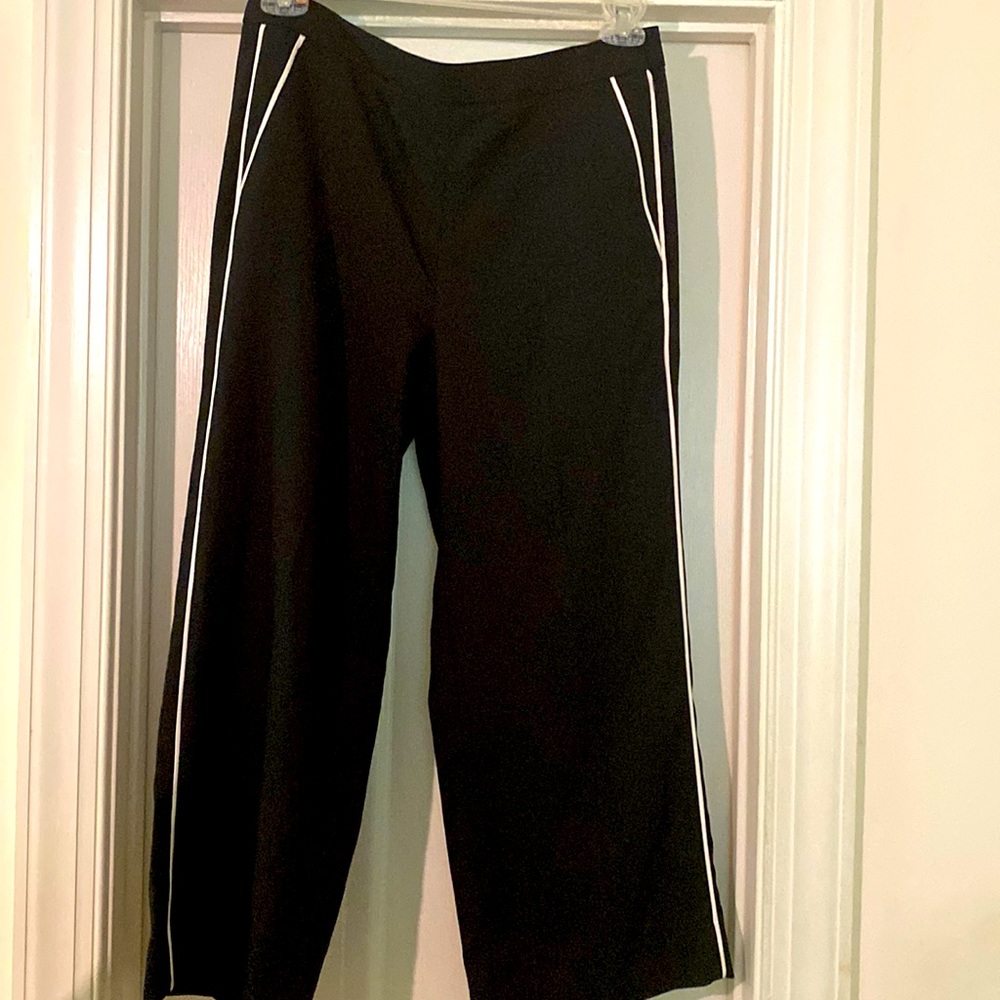 Brand new crop pants